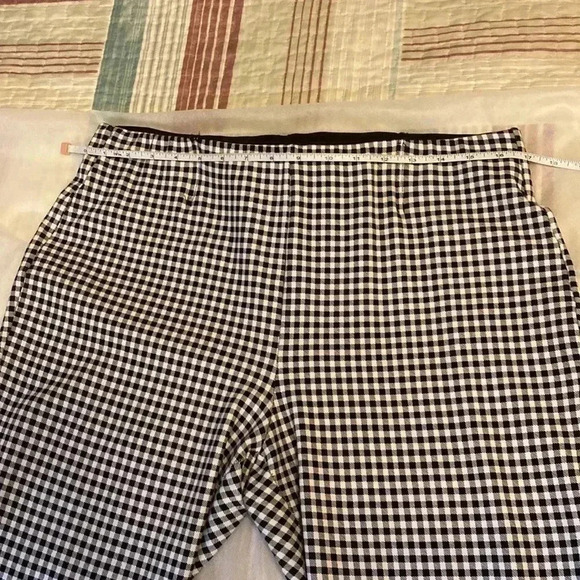 Plus size  summer capris pants, stretchy , plaid design,New Condition - Picture 4 of 11